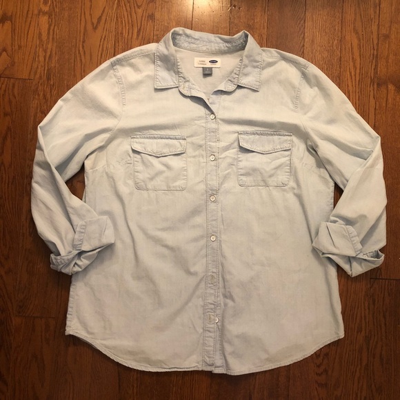 Old Navy Tops - Old Navy Light Chambray Button-Down